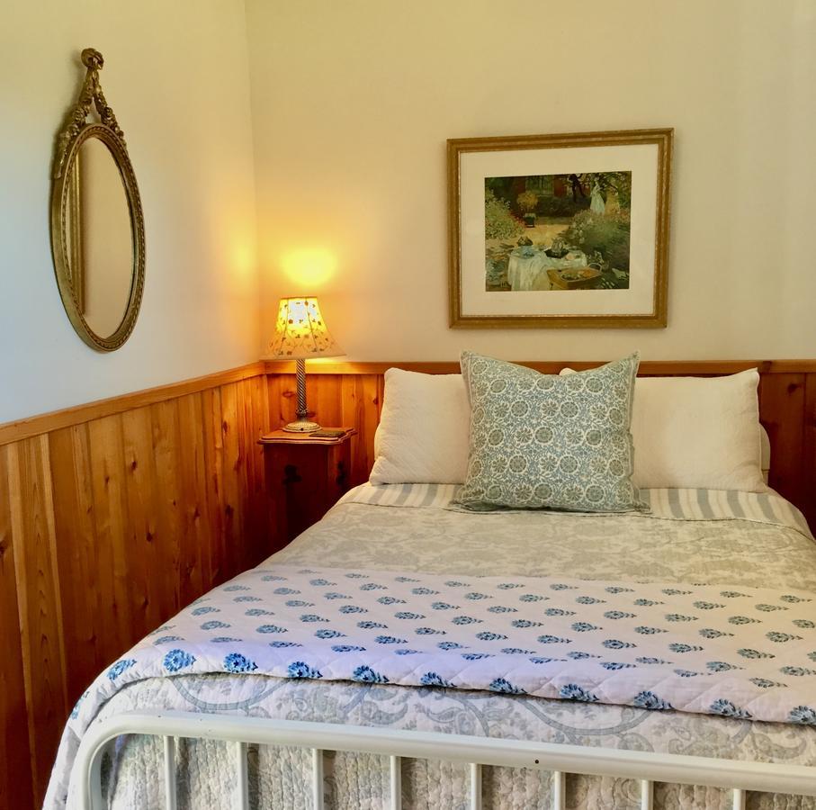 Bond Ranch Retreat Hotel King Hill Bilik gambar